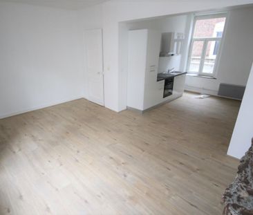 Location Appartement 3 pièces 74m² LILLE 59000 - Photo 5