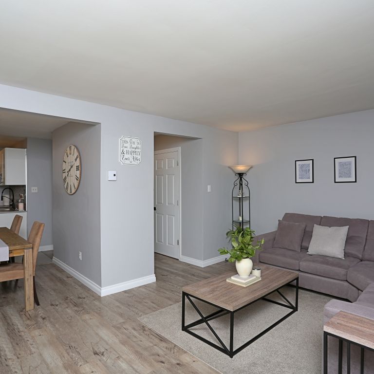 For Lease - 166 Southdale Road Unit# 7, London South, Ontario - Photo 1