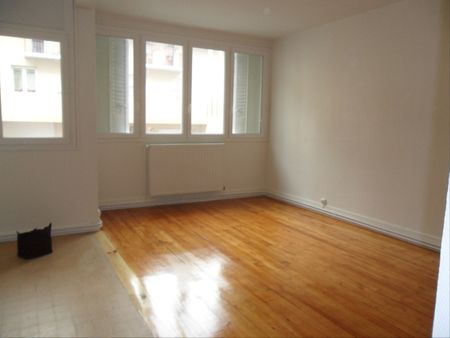 : Appartement 51.0 m² à SAINT ETIENNE - Photo 2