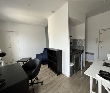 Location Appartement 1 pièce 20m² TOURS 37000 - Photo 2