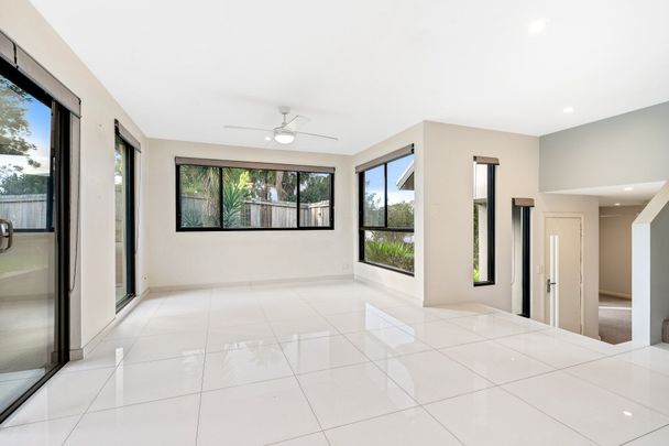 Sutherland - Photo 1