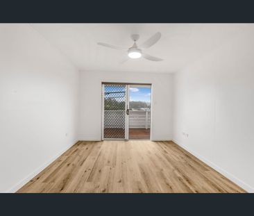 4 Bradley Street, Nambour, Qld 4560 - Photo 5