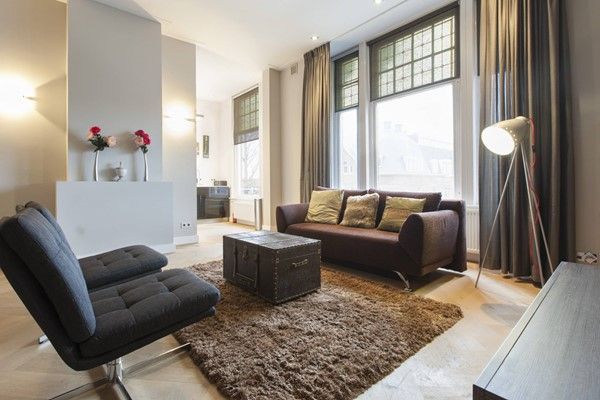 For rent: Spacious and light 2 bedroom & 2 bathroom luxury apartment with balcony located in the most sought after district of Amsterdam; Museumkwartier. - Foto 1