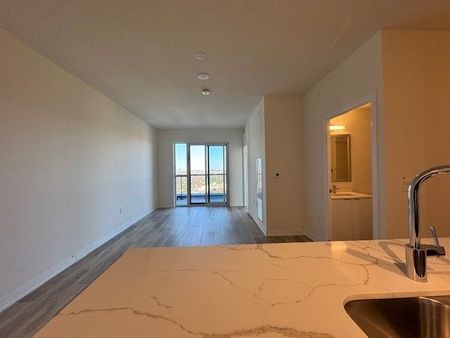 For Lease - 15 Watergarden Drive Unit# 2210, Mississauga, Ontario - Photo 3