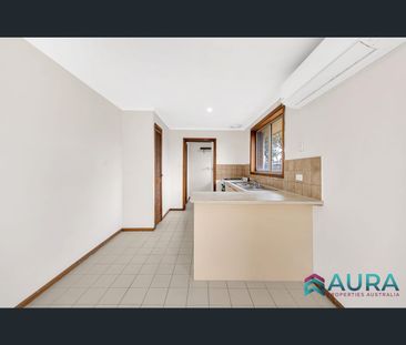 1/24 Oriole Drive, Werribee, Vic 3030 - Photo 1