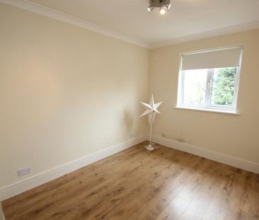 The Ridge, Woking - 2 bedrooms Property for lettings - Seymours - Photo 3