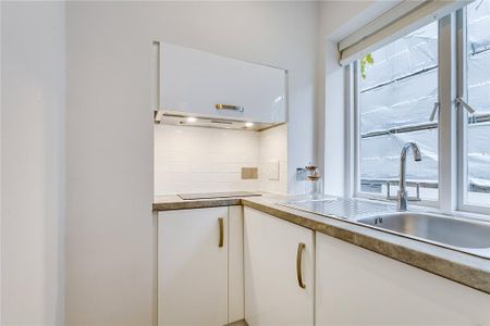 Studio to rent - Photo 2