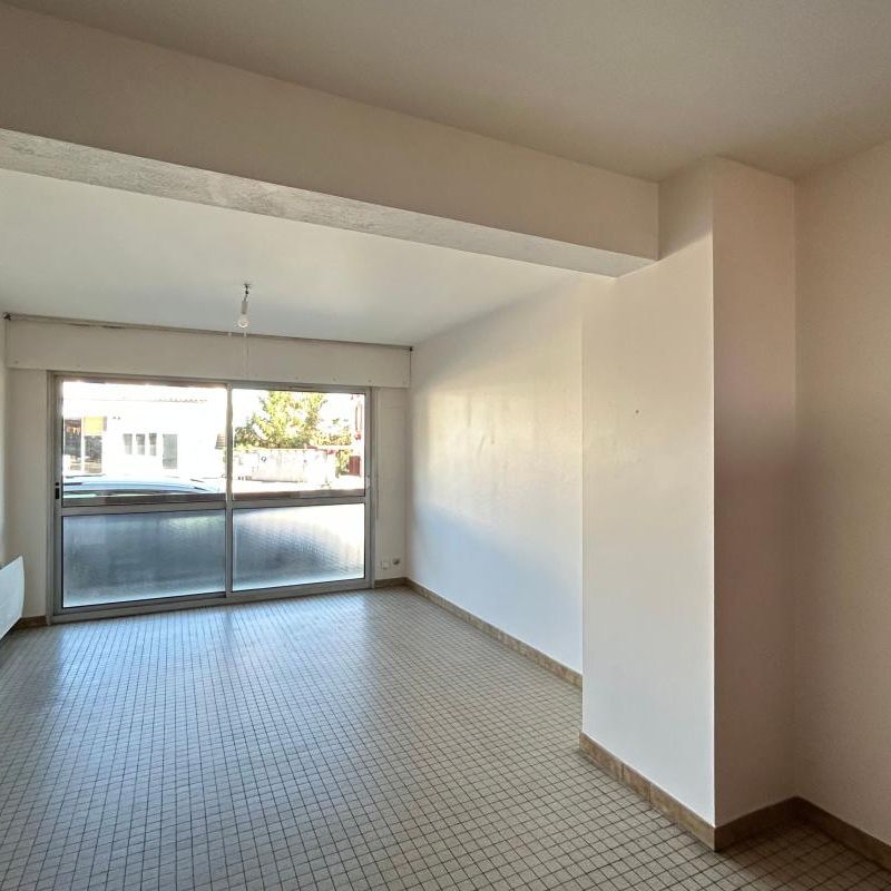 Location Appartement 2 pièces 49m² AIRE SUR L ADOUR 40800 - Photo 1