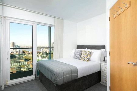 2 bedroom penthouse to rent - Photo 3