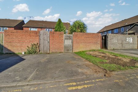 Colbourne Street, Swindon, Swindon, SN1 - Photo 3