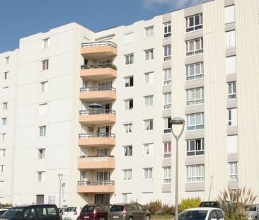 T1 à louer à sedan proche lycée, piscine - Photo 3