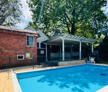 Exquisite Single-Level Family Residence in Coveted Killara Locale - Photo 5