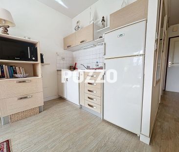 Location - Appartement T1 - 25 m² - Meublé à l'année - Granville - Photo 6