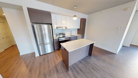 Monarc Collection - Photo 3