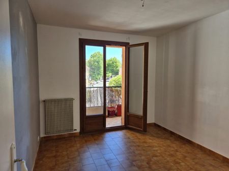 T3 Ollioules CENTRE VILLE 75 m² - Photo 2