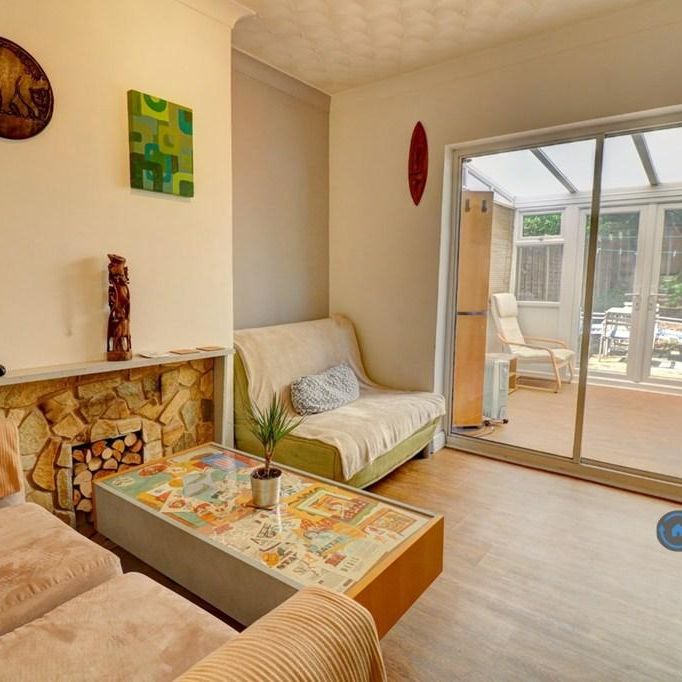 2 bedroom maisonette to rent - Photo 1