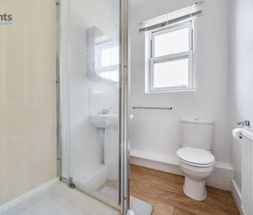 6 bedroom house to rent - Photo 1