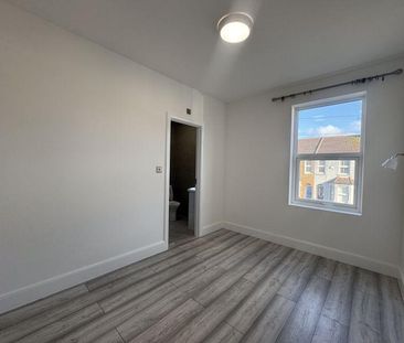 5 bedroom terraced house to rent - Photo 2