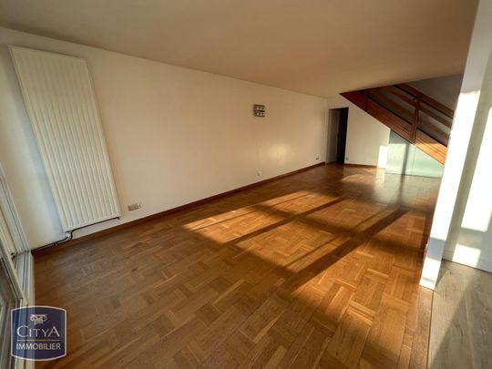 Location Appartement 4 pièces 79m² ANNECY 74000 - Photo 1