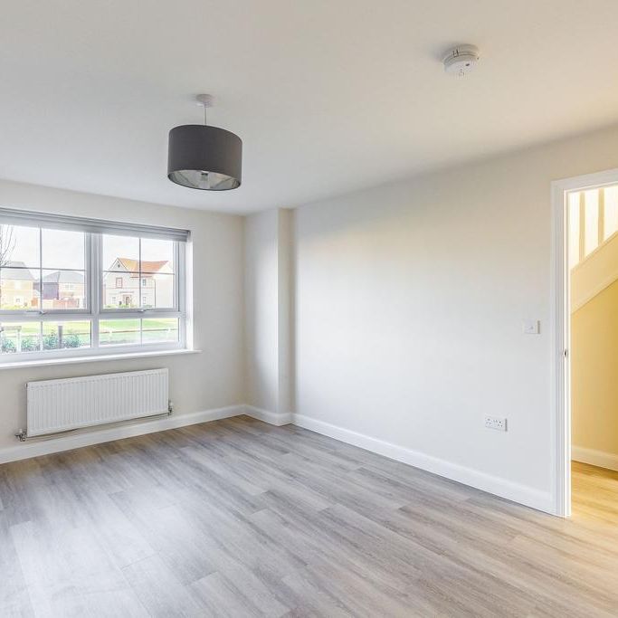 4 bedroom property to rent - Photo 1