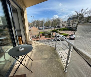 Ruim zonnig appartement met drie slaapkamers, twee badkamers en ter... - Foto 2