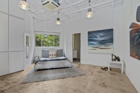 Shared Accomodation&colon; New York-Style Loft Living in the Heart of Neutral Bay - Photo 5