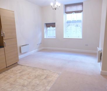 St Stephens Road, Norwich - Photo 1