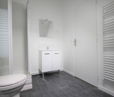 Location Appartement 2 pièces 28m² LILLE 59000 - Photo 3