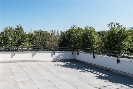 Magnificent duplex penthouse with lake view and large terraces - Photo 5