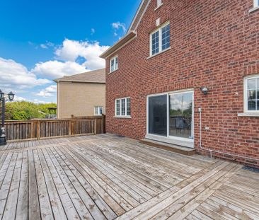 For Lease - 56 Laurentide Crescent, Brampton, Ontario - Photo 3