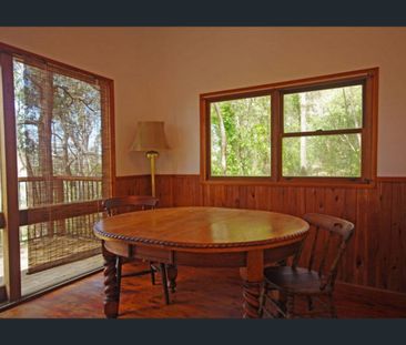 Partly Furnished | 2 Bedrooms | 1 Bathroom - Photo 2