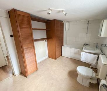 Solides, unterkellertes Einfamilienhaus mit optionalem Stellplatz z... - Photo 4