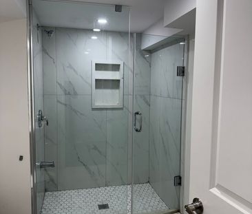 For Lease - 25 Banner Elk Street, Brampton, Ontario - Photo 6