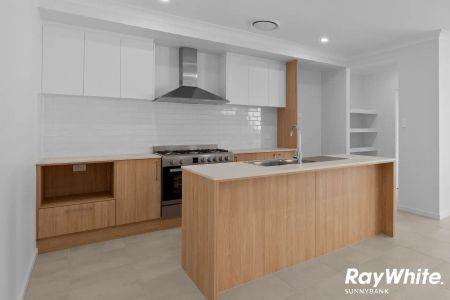 “Enjoy Peaceful Living Close to Everything You Need” - Photo 2