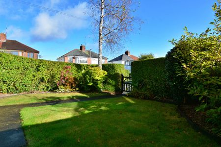 1 Knockbreda Gardens, Belfast, BT6 0HH - Photo 3