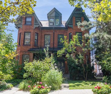 For Lease - 89 Willcocks Street Unit# Bsmnt, Toronto, Ontario - Photo 1