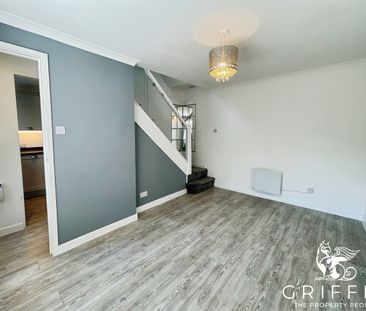 Addison Gardens, Grays, RM17 - Photo 1