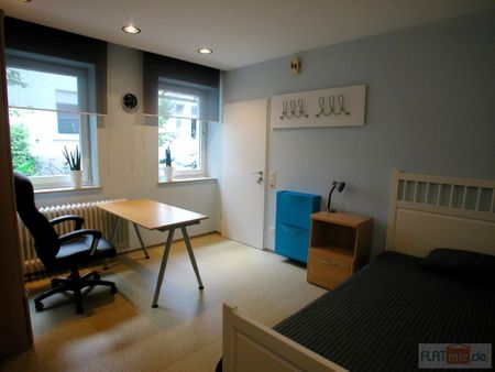 FLATmix.de / Ruhiges,komplett,möbliertes Apartment mit separaten Eingang - Photo 2
