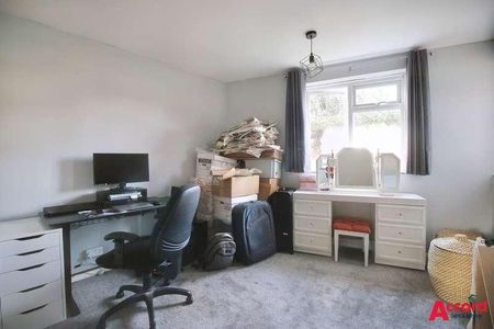 Avon Road, Upminster, RM14 - Photo 4