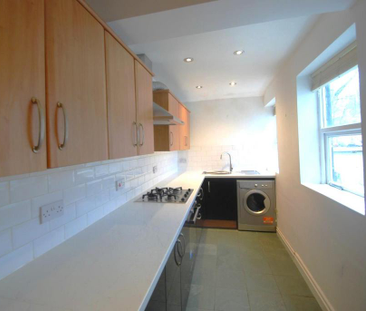 2 bedroom terraced house to rent - Photo 4 | Rentumo