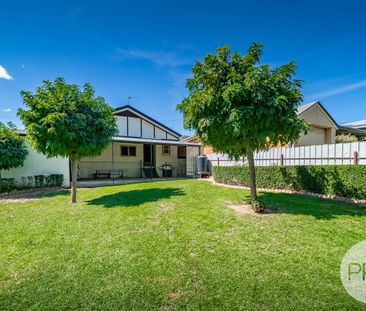 4 Young Street, Turvey Park NSW 2650 - Photo 4