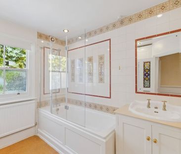 6 bedroom terraced house to rent - Photo 3