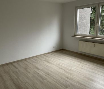 Kommen, gucken, mieten!! Tapezierte 3-Zimmer-Wohnung mit Balkon und... - Photo 4