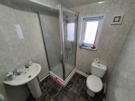 4 bedroom house to rent - Photo 4