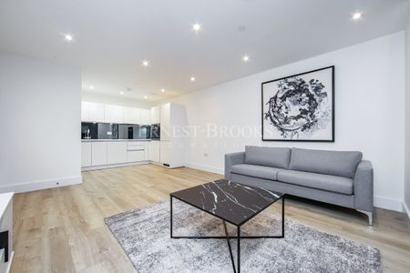 Kempton House, 122 High Street, TW18 4EQ - Photo 3