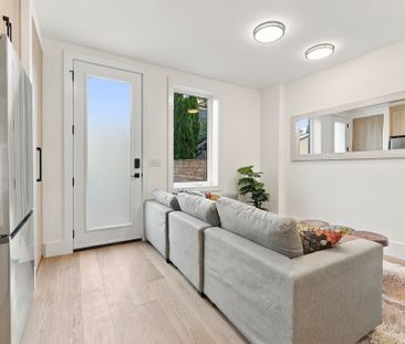 For Lease - 173 Beatrice Street Unit# Main FL, Toronto, Ontario - Photo 3
