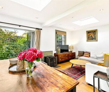 4 bedroom end of terrace house to rent - Photo 1