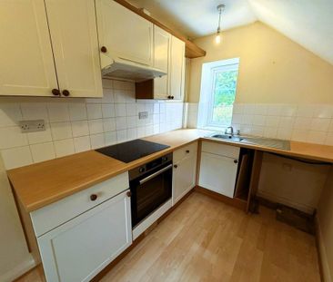 East Holcombe, Shillingford - Photo 4