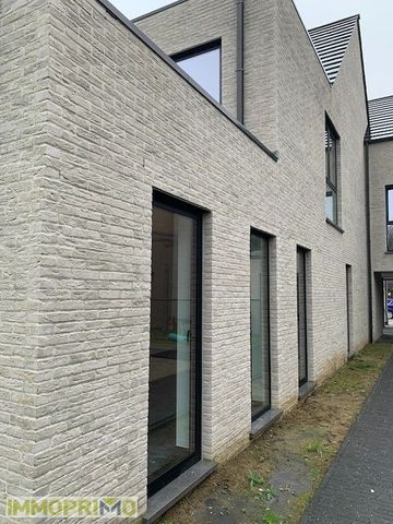 Nieuwbouw Praktijkruimte met Duplex Appartement (3 Slaapkamers) en Tuin - Photo 3