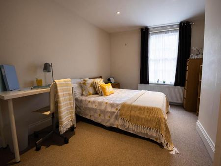 4 bedroom house to rent - Photo 3